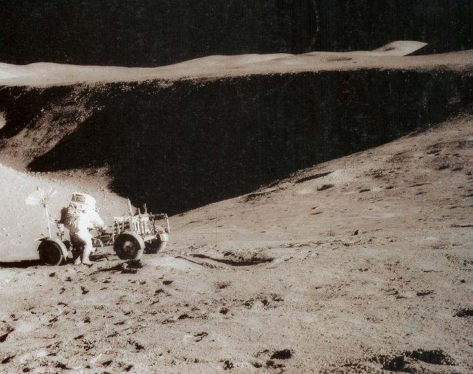 Earth Moon, The Moon, Man Steps on Moon, Surface of Moon, Cratered Moon, Earth Rise on Moon, Crater Copernicus on Moon 2, Both sides of Moon, Earth's only Satellite, the Moon, Lunar Rock, Astronomers 2, Appollo 12 on Moon, Astronomers, Astronuat Apollo 11 on Moon, Crater Copernicus on Moon, Lunar Rover Apollo 15, 